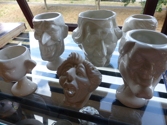 A collection of 6 spitting image character jugs by Luck & Flaw including Prince Charles,Princess - Image 2 of 3