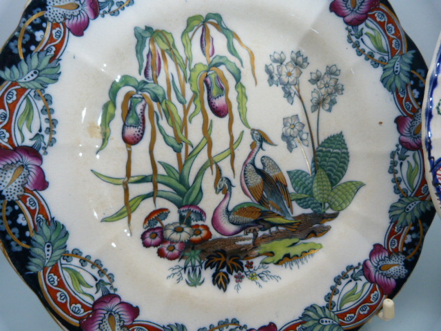 Cabinet and collector plates to include Royal Doulton, Susie Cooper, VeRouen Longwy plate, Mintons - Image 5 of 9