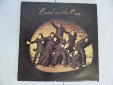 Vinyl - Band on the Run PAS 10007 Stereo by Paul, Linda and Denny. 1973 XEX 930 with inner lyric