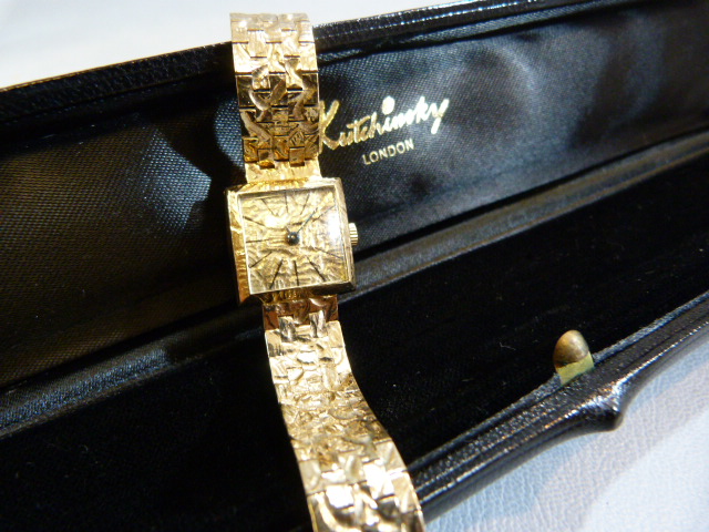 Kutchinsky: A ladies Kutchinsky of London 9ct GOLD dress watch (total weight approx 30.3g) with both - Image 2 of 10