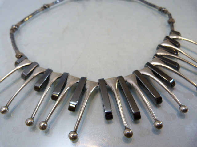 White metal (possibly Foreign Silver) and Haematite Cleopatra Fringe Necklace: Consisting of 12 - Image 2 of 5