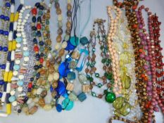Collection of mostly boxed jewellery and mostly modern necklaces