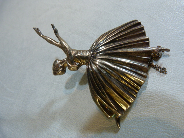 D H Phillips Ltd Silver Brooch of a Ballerina made by the silversmith Frederick Massingham and - Image 4 of 4