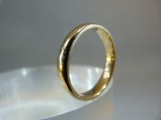 9ct Gold Wedding band total weight approx 3.6g