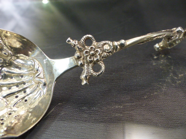 Dutch hallmarked silver sifter Stamped with lion to back and 2 under. The unusual spoon with rearing - Image 5 of 11