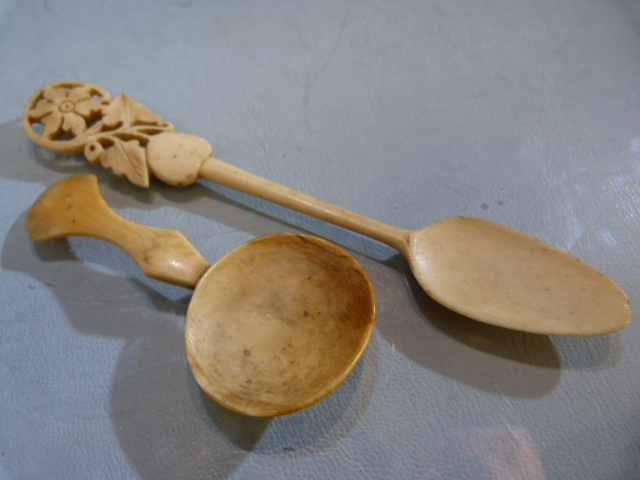 Antique carved medicine spoon and one other with long stem leading to a floral pierced top. - Image 5 of 5