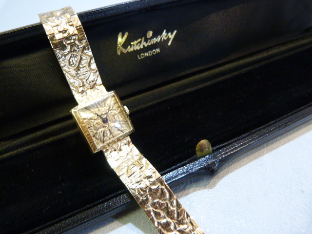 Kutchinsky: A ladies Kutchinsky of London 9ct GOLD dress watch (total weight approx 30.3g) with both - Image 10 of 10