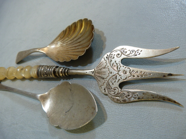 Collection of Silver items to include spoons, sugar tongs etc various hallmarks and ages. (total - Image 5 of 5