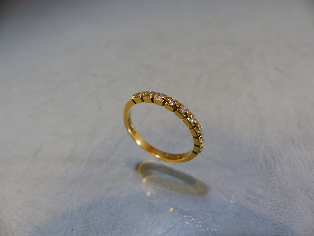 18ct Gold half Eternity ring set with 9 diamonds. Size L - Image 3 of 9