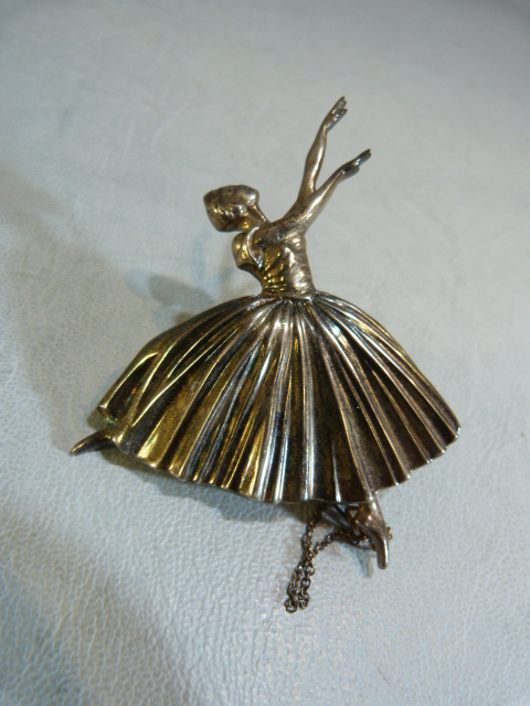 D H Phillips Ltd Silver Brooch of a Ballerina made by the silversmith Frederick Massingham and - Image 3 of 4