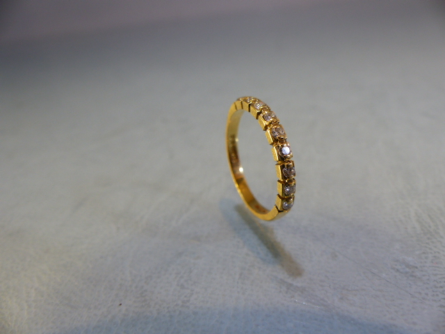 18ct Gold half Eternity ring set with 9 diamonds. Size L - Image 8 of 9