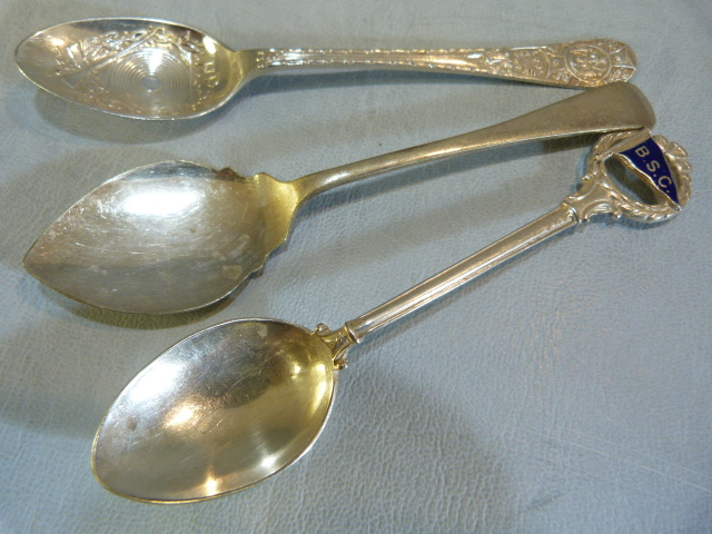 Three spoons - one hallmarked silver - Image 2 of 4