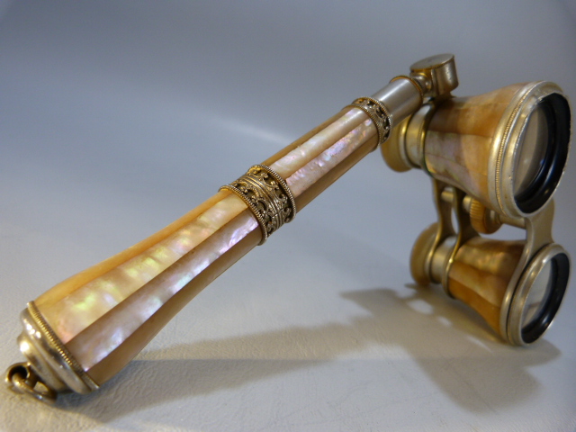 Pair of Mother of Pearl opera Glasses with filigree and mother of pearl handle. - Image 3 of 10