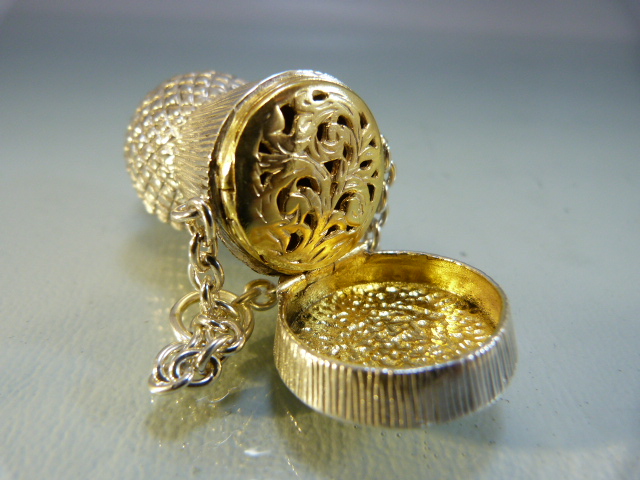 Sterling silver thistle-shaped vinaigrette - Image 5 of 5