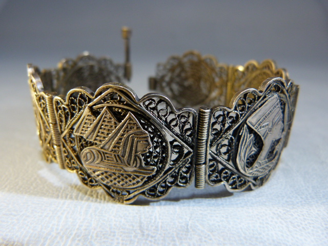 Egyptian filigree unmarked silver panelled bracelet. - Image 3 of 6