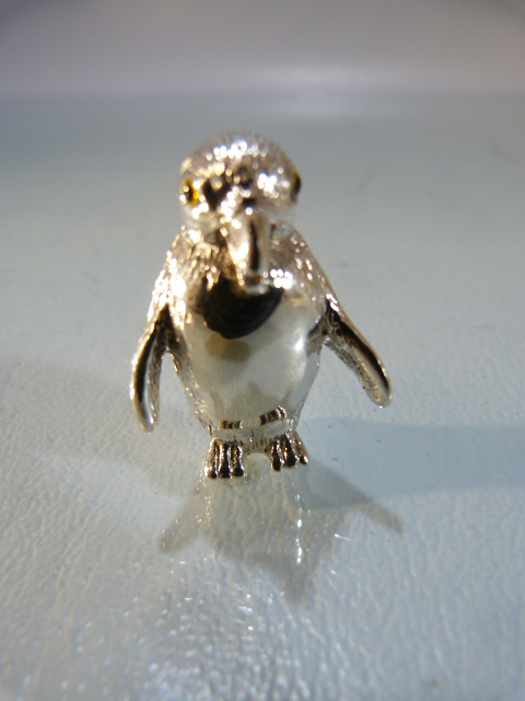 Sterling silver articulated penguin pin cushion - Image 4 of 4