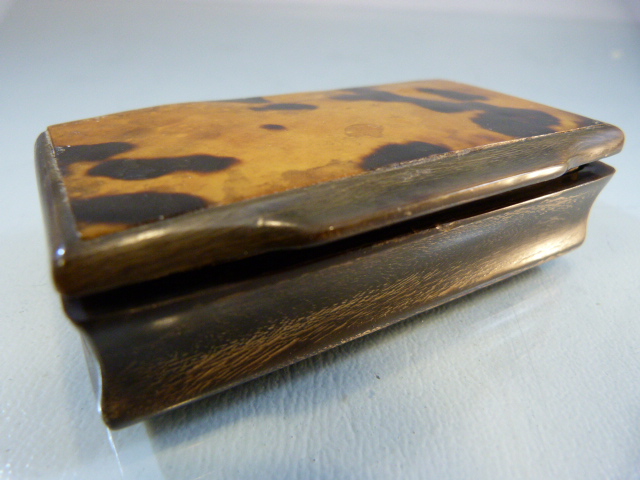 Antique Tortoise shell pill box - Image 2 of 8