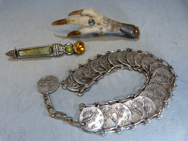 Three pieces of silver jewellery to include a Venezia coin bracelet, Vintage Rabbit claw with - Image 2 of 6