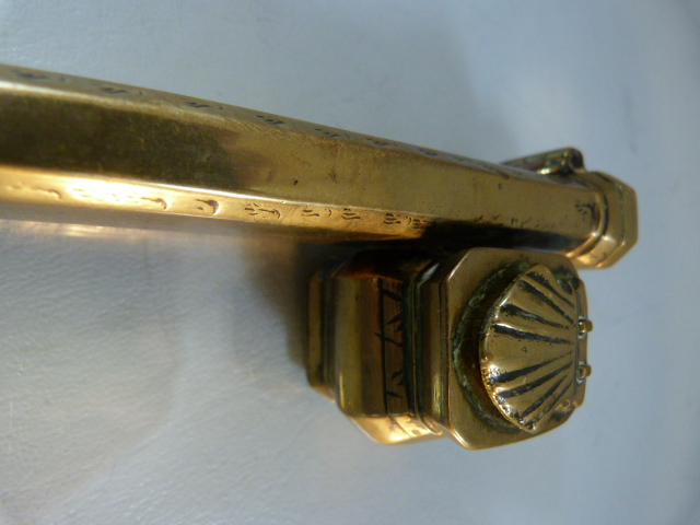 Turkish style brass pen and ink holder - Image 6 of 9