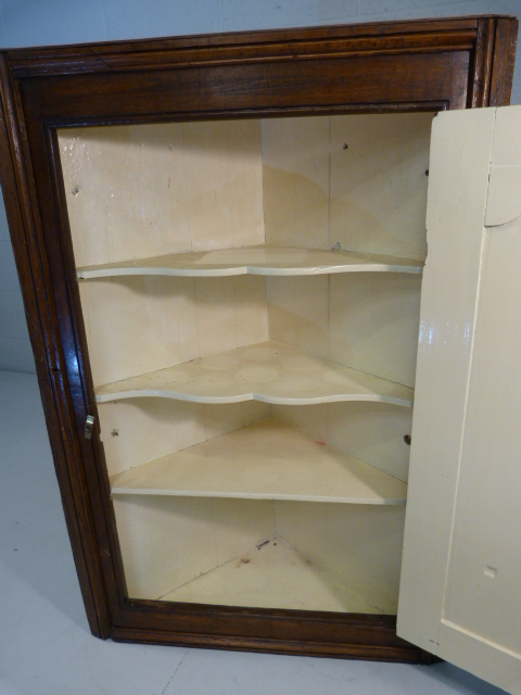 Georgian oak panelled corner cupboard - Image 3 of 6