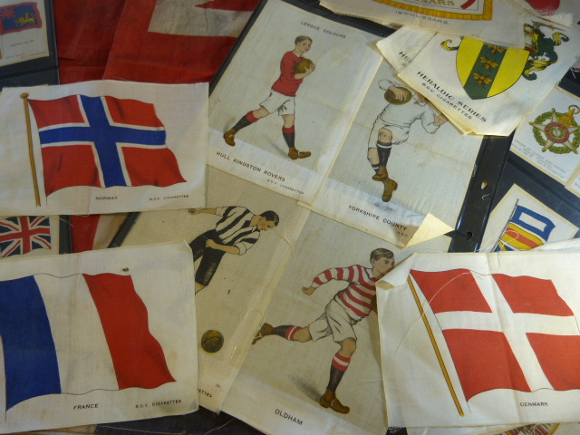 Cigarette Silks - To include BDV 'Ceramic Art', 'Heraldic Series', 'Town Arms', 'World Flags', - Image 3 of 6