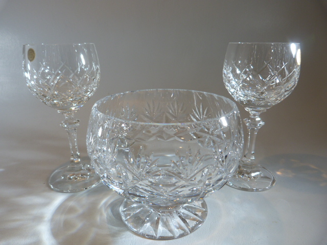 Selection of decorative cut glass crystal wares to include - glasses, salts and vases etc - Image 6 of 10