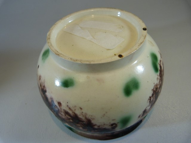 18th Century staffordshire (probably Whieldon) ware soup dish / porringer- with tortoise shell - Image 9 of 9