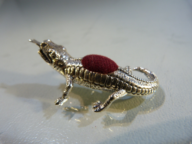 Silver alligator style pincushion - Image 3 of 5