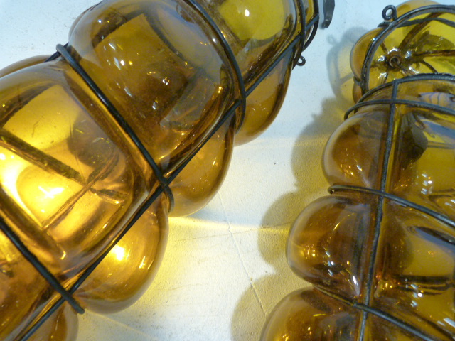 Wall lights - pair of amber twist glass wall lights or to be made into one light fittings . - Image 5 of 6