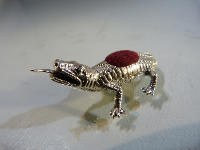 Silver alligator style pincushion - Image 2 of 5