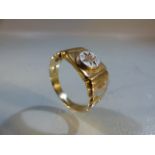 9ct Gold (Birmingham 1990) Gents Rolex style Ring with two tone shoulders and a small brilliant