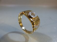 9ct Gold (Birmingham 1990) Gents Rolex style Ring with two tone shoulders and a small brilliant