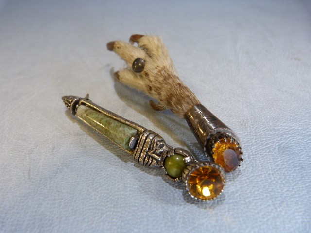 Three pieces of silver jewellery to include a Venezia coin bracelet, Vintage Rabbit claw with - Image 4 of 6