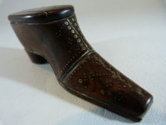 Novelty Treen snuff box modelled as a shoe with brass inlay. The opening with sliding action. approx