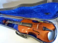 Beaudelaire Violin in fitted case with bow