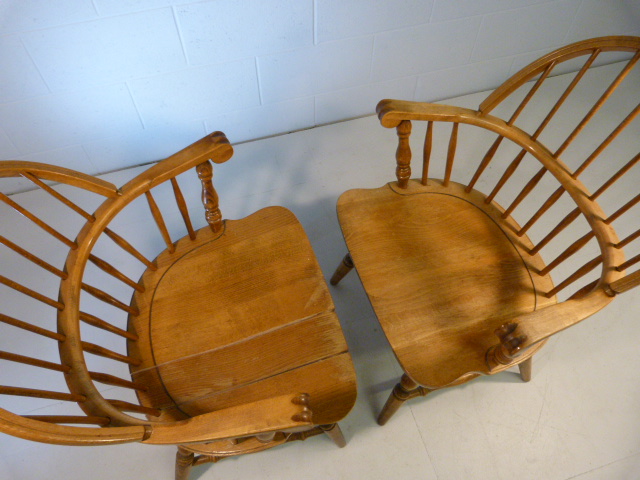 Pair of oak windsor style armchairs 1 A/F - Image 3 of 5