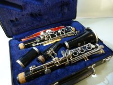 Bundy Resonite clarinet in fitted case