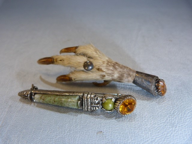 Three pieces of silver jewellery to include a Venezia coin bracelet, Vintage Rabbit claw with - Image 3 of 6