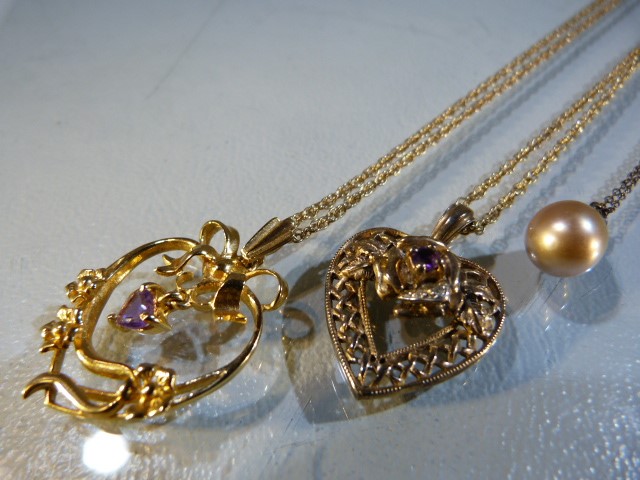 3 x Silver Pendant s on chains (1) Unmarked chain and faux drop Pearl. (2) Gold on 925 silver 18” - Image 5 of 5