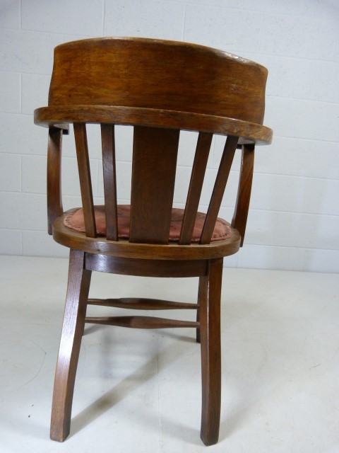 Oak framed captains chair - Image 5 of 8