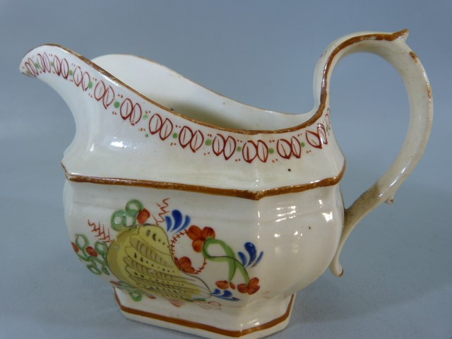 18th Century Newhall Porcelain Teawares - Decorated with Scallops and Flowers in enamelled - Image 6 of 12