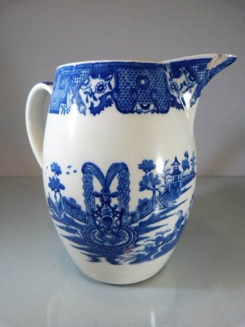 Staffordshire Pottery Blue and White pearl ware jug decorated with scenes of Royal Gardens along - Image 6 of 13