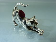 Hallmarked silver (925) pin cushion in the form of a cat. Approx weight - 21.6g