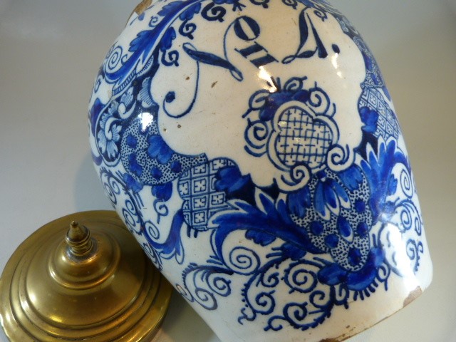 Early 19th Century Dutch delft Tobacco / tea Faience jar and cover decorated in Tin Glaze blue. ' - Image 11 of 11