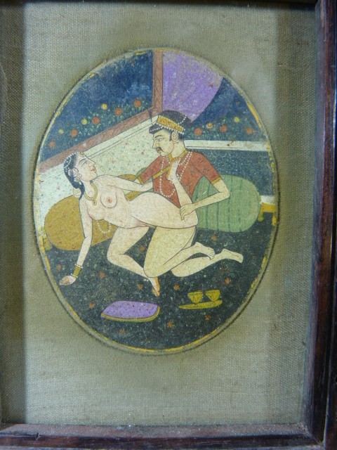 Indian Mughal watercolour on an oval panel depicting an Erotic scene - Image 2 of 3
