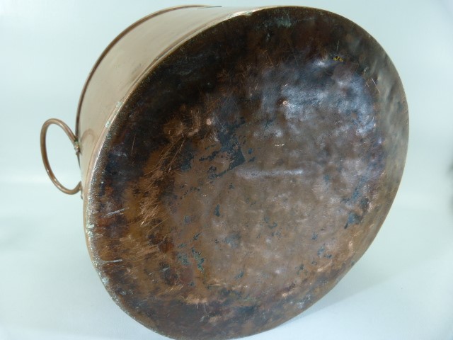 Copper cooking pot with brass plaque 'Joseph Long Ltd London' - Image 4 of 6
