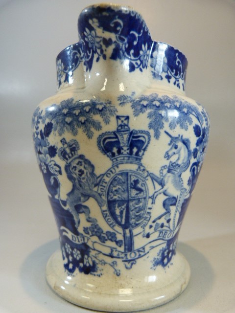 Pearlware - a pair of Antique c. 1825 transfer blue and white pouring jugs - printed with - Image 5 of 11