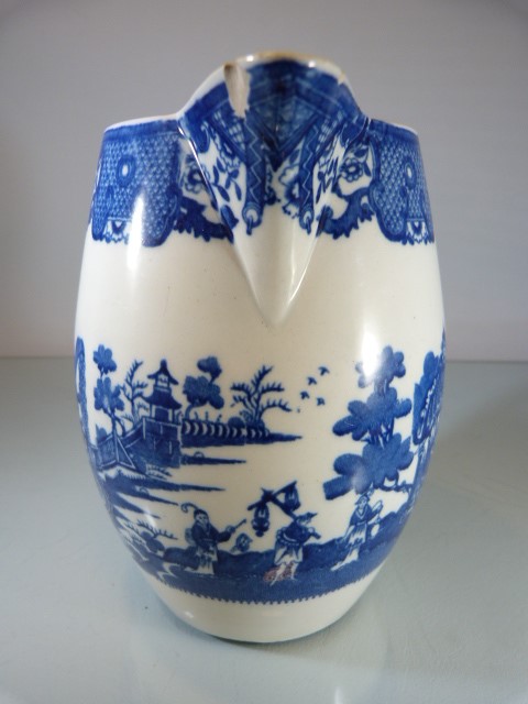 Staffordshire Pottery Blue and White pearl ware jug decorated with scenes of Royal Gardens along - Image 7 of 13