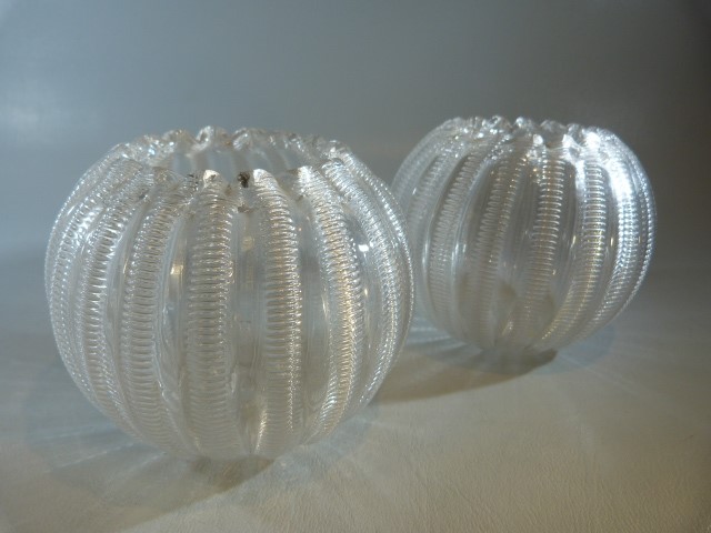 Stevens and Williams glassware - pair of Late 19th Century clear ribbed glass posie vases Rd - Image 2 of 17