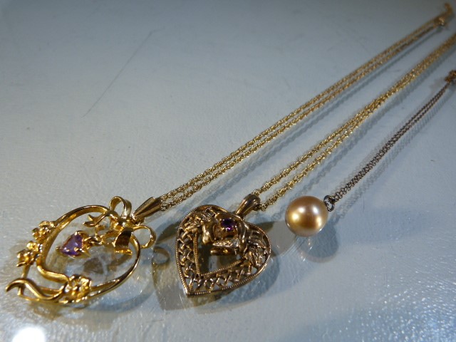 3 x Silver Pendant s on chains (1) Unmarked chain and faux drop Pearl. (2) Gold on 925 silver 18” - Image 4 of 5